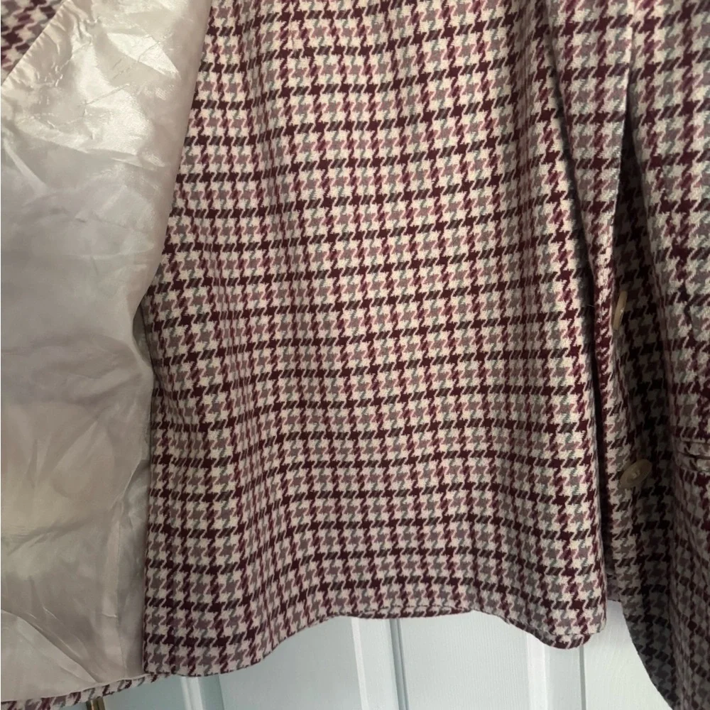 Chadwicks Women’s Houndstooth Skirt Suit. Wool blend, Fall Colors - Picture 4 of 12